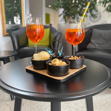 Hotel Gardenia Fiera Cermenate Ngoại thất bức ảnh